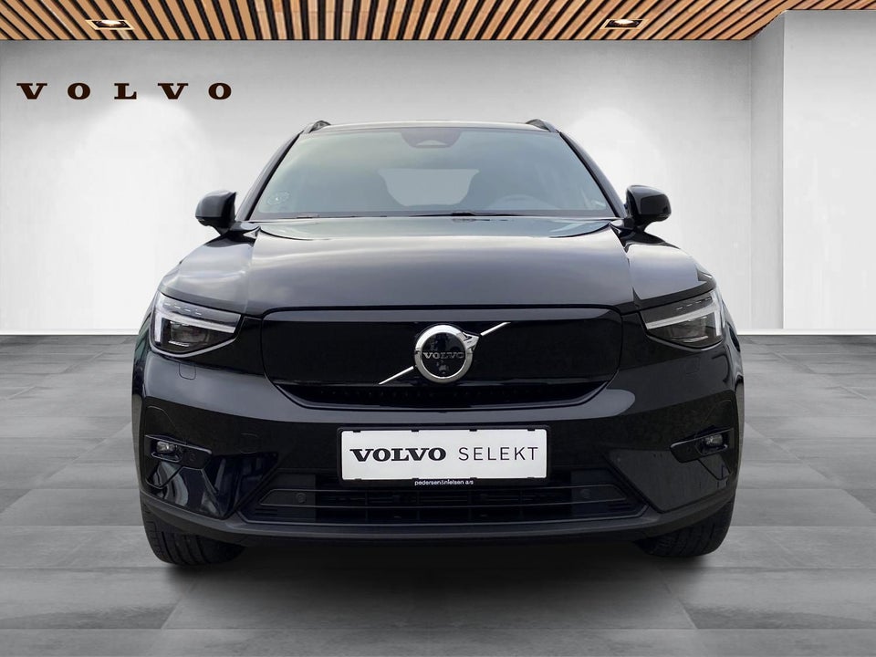 Volvo EX40 Extended Range Plus 5d