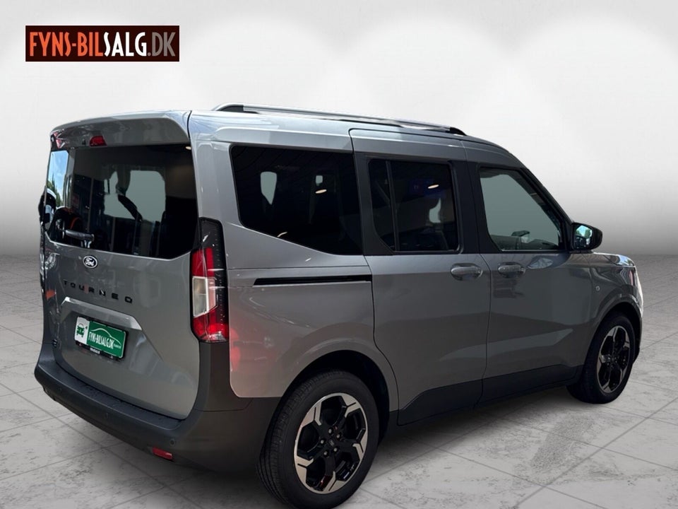 Ford E-Tourneo Courier 46 Active