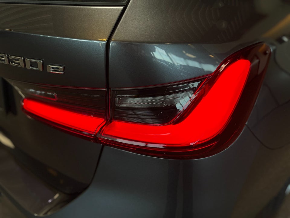 BMW 330e 2,0 Touring Sport Line aut. 5d