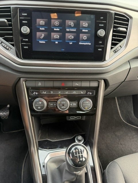 VW T-Roc 1,0 TSi 115 Style 5d