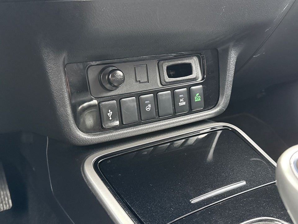 Mitsubishi Outlander 2,4 PHEV Intense CVT 4WD 5d