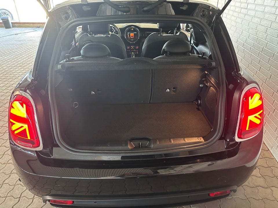 MINI Cooper SE Trim M Greenwich 3d