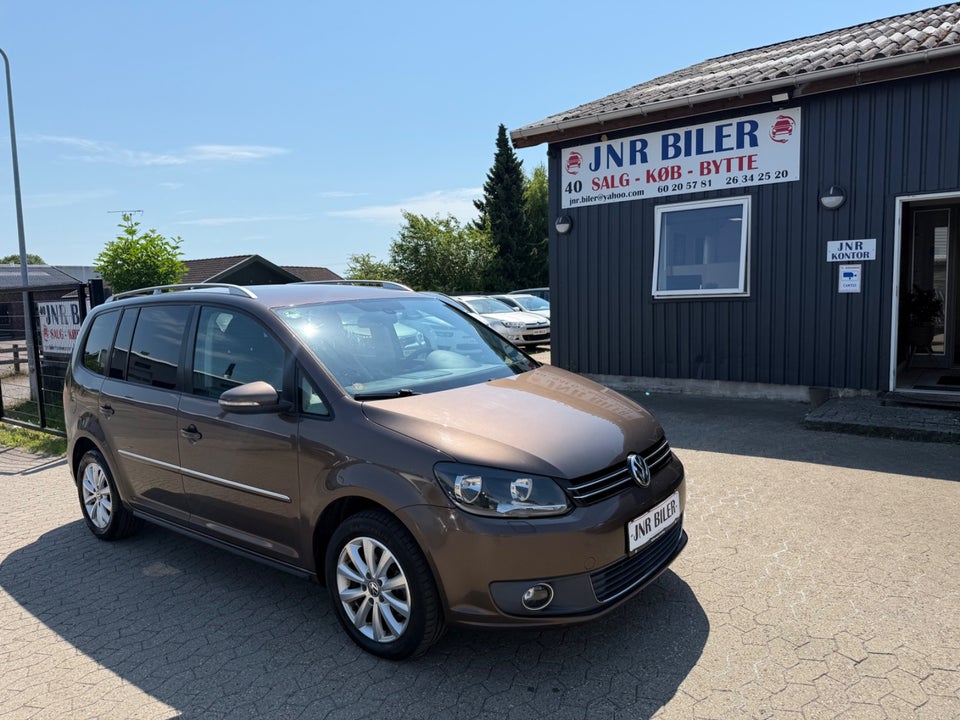 VW Touran 2,0 TDi 140 Comfortline DSG BMT 7prs 5d