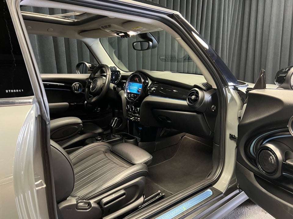 MINI Cooper SE Yours Lounge 3d