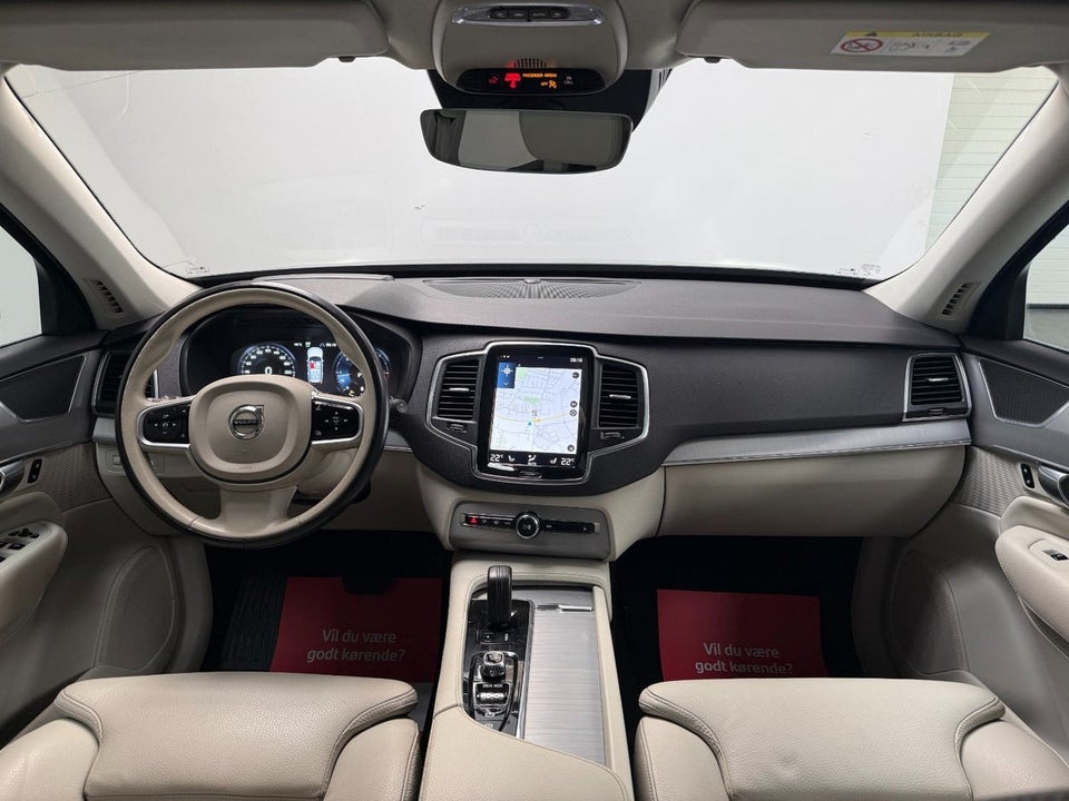Volvo XC90 2,0 B5 235 Momentum aut. AWD 6prs 5d