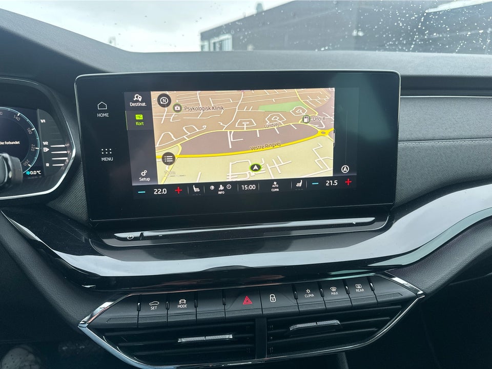 Skoda Octavia 1,4 TSi iV Plus Combi DSG 5d