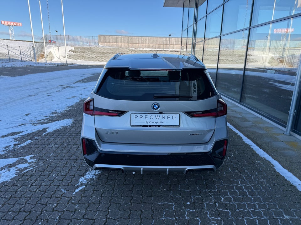 BMW iX1 eDrive20 M-Sport 5d