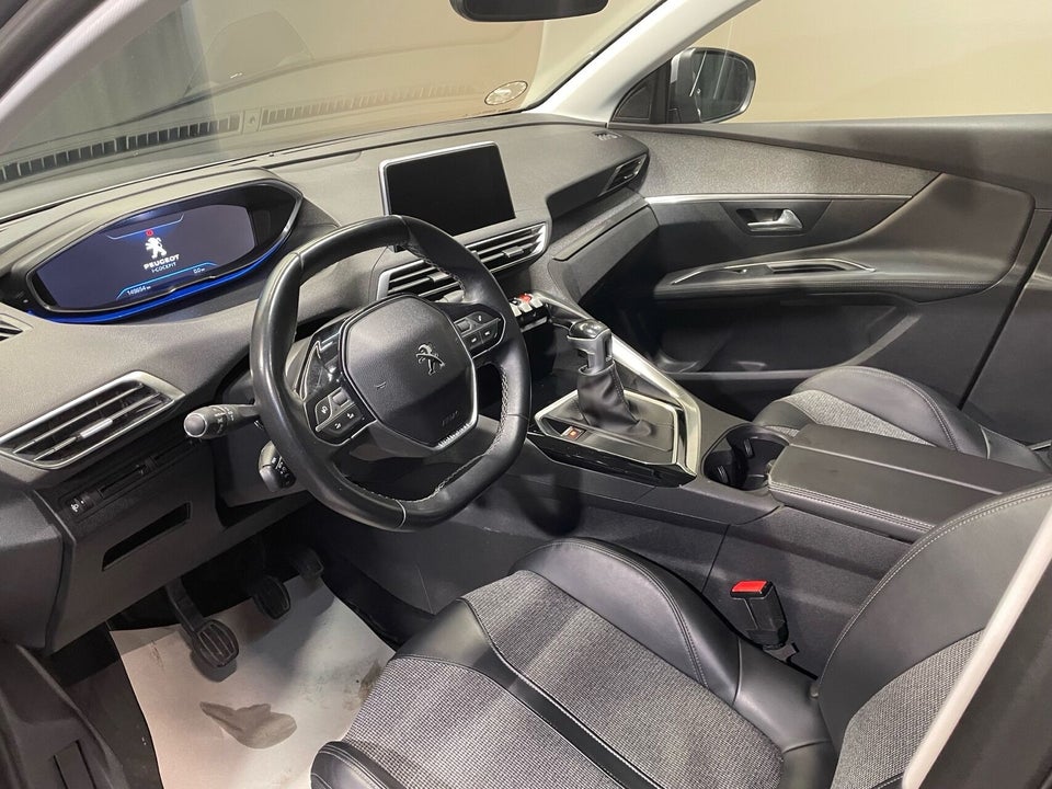 Peugeot 3008 1,6 BlueHDi 120 Allure 5d