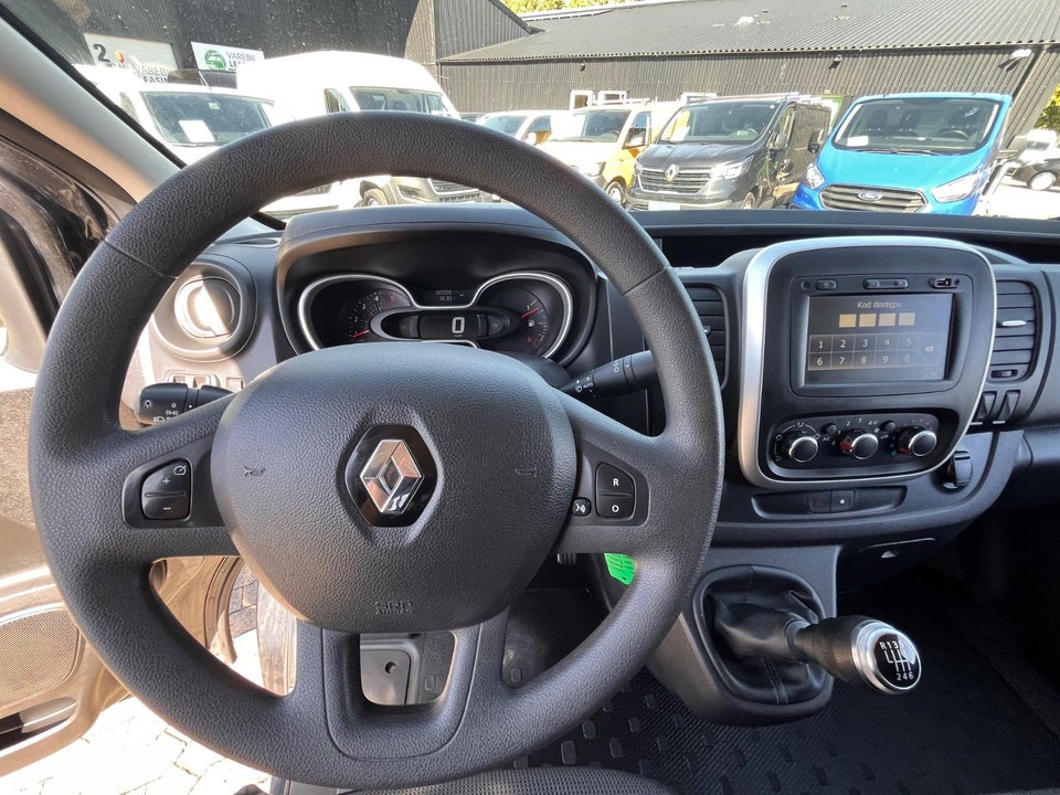 Renault Trafic T29 2,0 dCi 120 L2H1