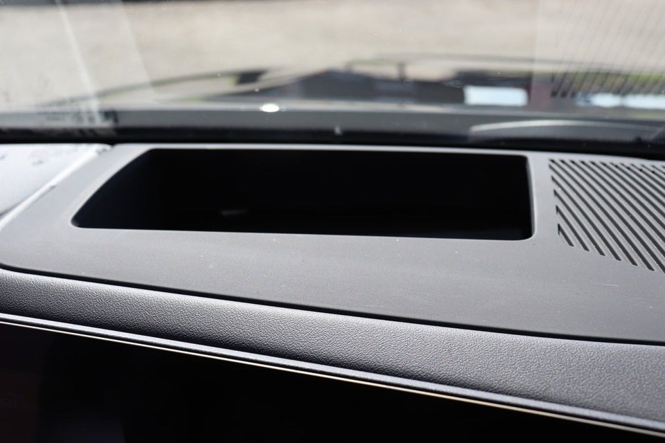 BMW i5 M60 Touring M-Sport Pro xDrive 5d 2024 — billede 8 af 11