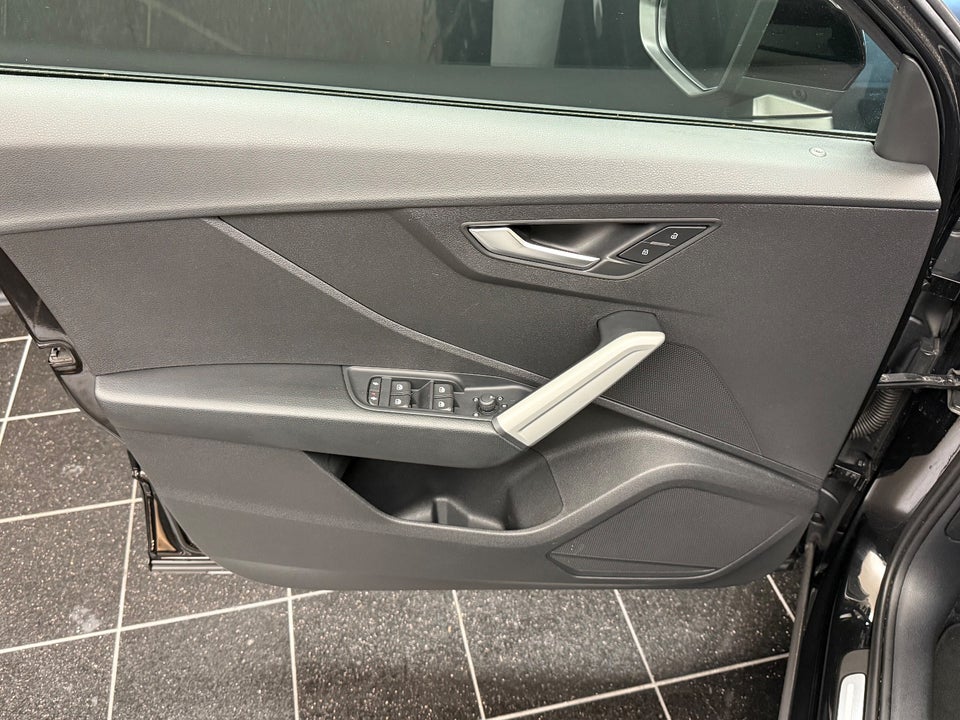 Audi Q2 35 TFSi Prestige S-tr. 5d