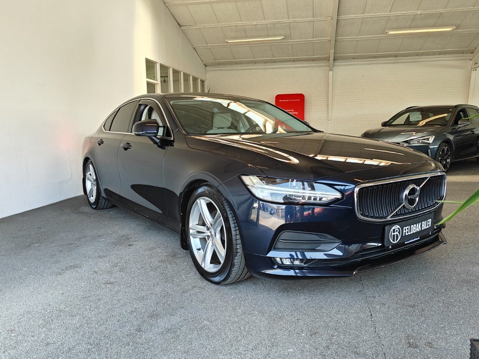 Volvo S90 2,0 D4 190 Momentum aut. 4d