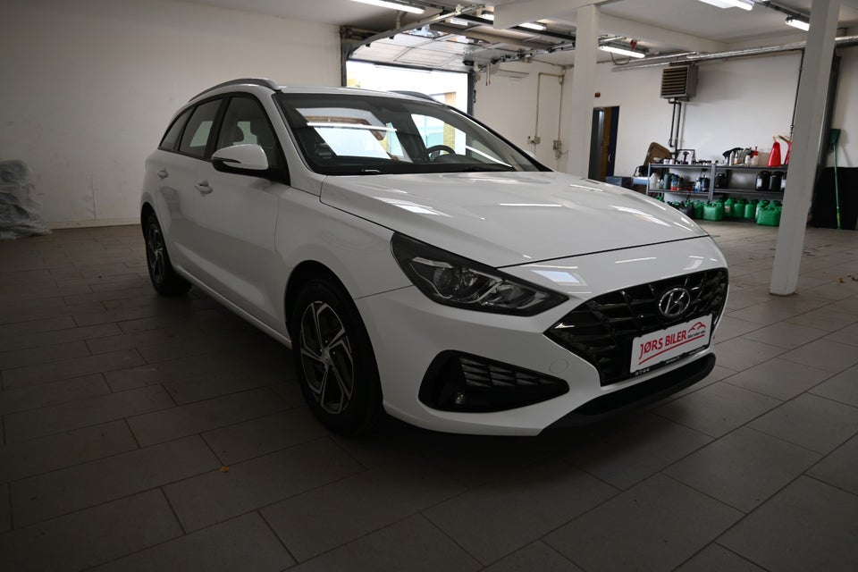 Hyundai i30 1,0 T-GDi Essential stc. 5d