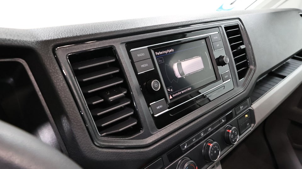 VW Crafter 35 2,0 TDi 140 Kombi aut.