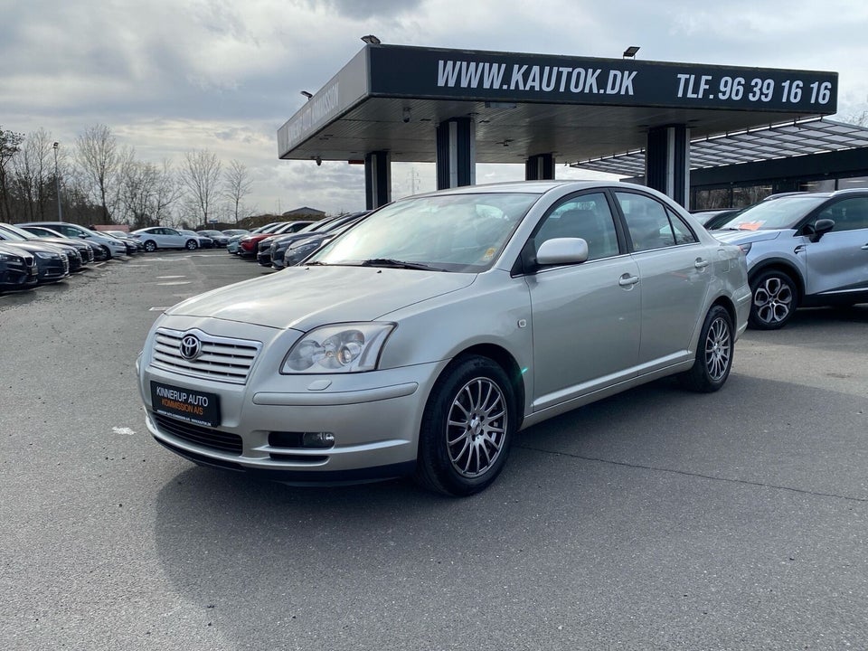 Toyota Avensis 1,8 VVT-i Terra 4d