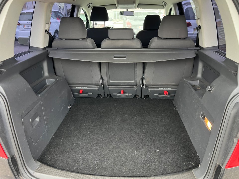 VW Touran 1,9 TDi 105 DSG 5d