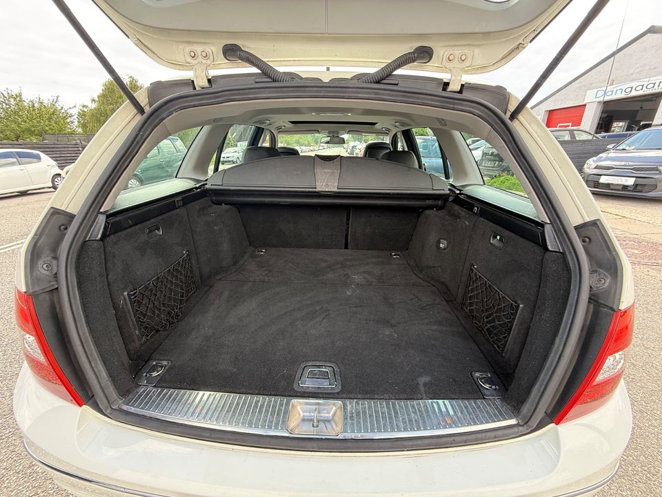 Mercedes C180 1,8 Avantgarde aut. BE 4d