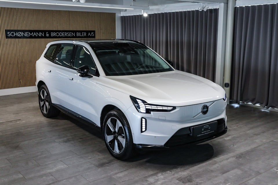 Volvo EX90 Plus 7prs 5d