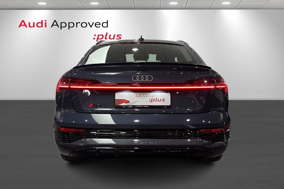 Audi Q8 e-tron 55 S-line Sportback quattro 5d