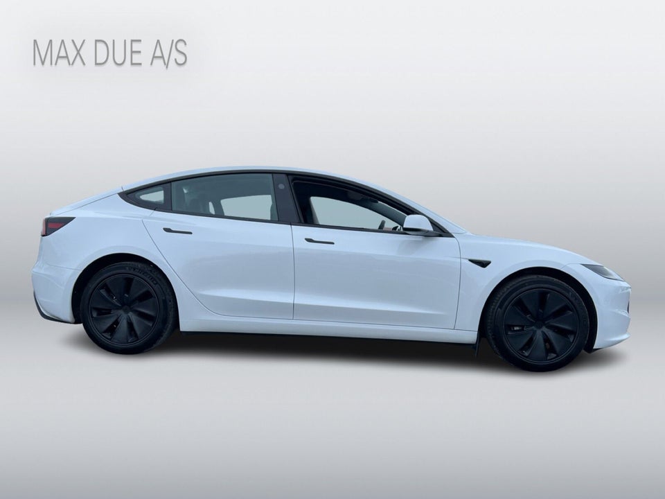 Tesla Model 3 RWD 4d