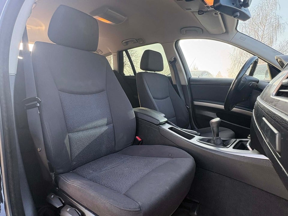 BMW 320d 2,0 Touring 5d