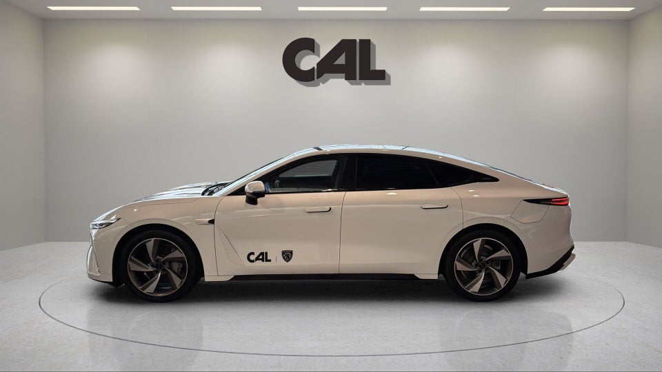 Exlantix ES 77 Ultimate AWD 5d