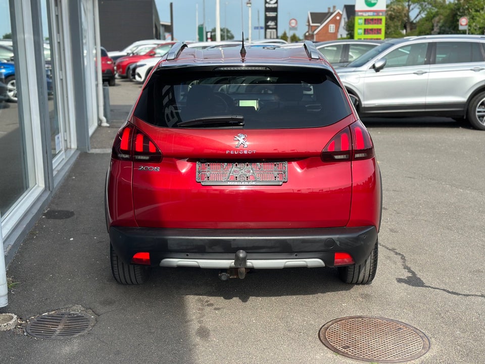 Peugeot 2008 1,6 BlueHDi 100 Desire Sky 5d