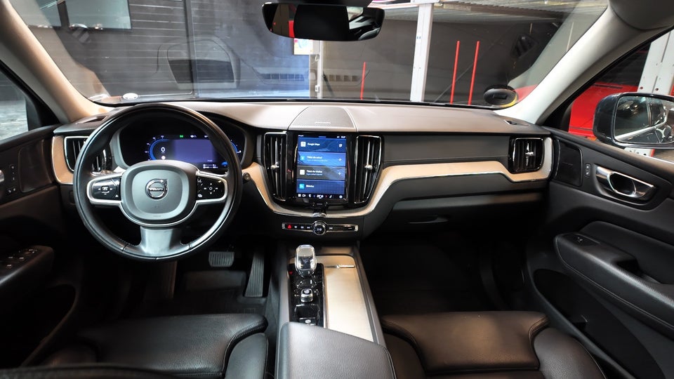 Volvo XC60 2,0 T8 ReCharge Inscription aut. AWD 5d