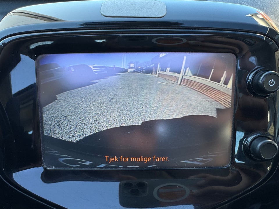 Toyota Aygo 1,0 VVT-i x-wave Sky 5d