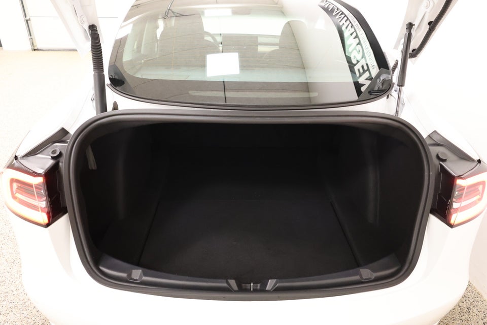Tesla Model 3 Performance AWD 4d