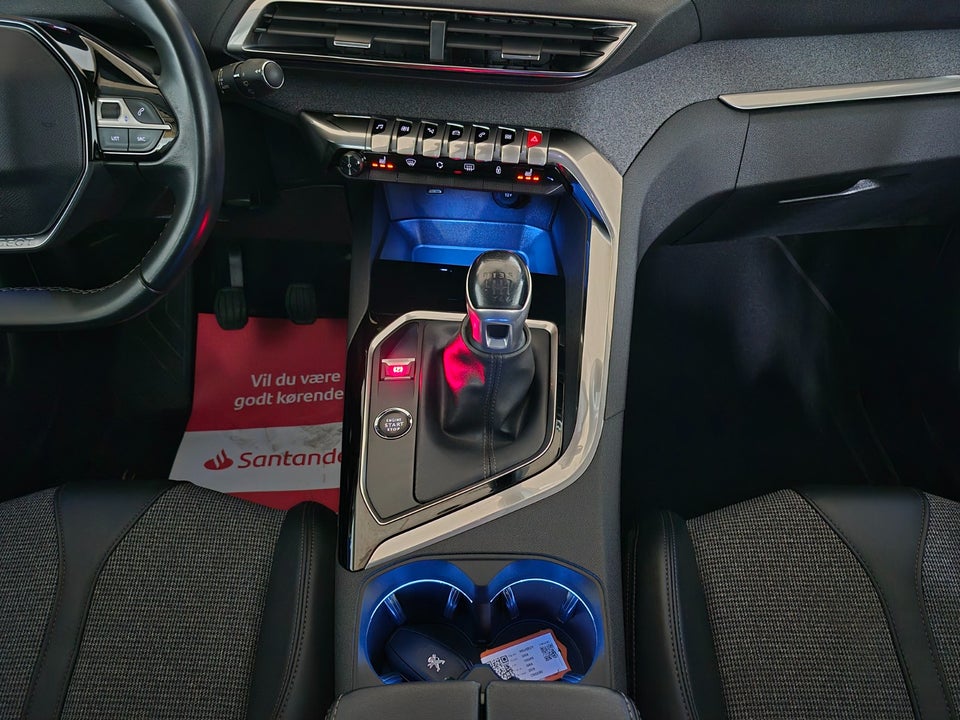 Peugeot 3008 1,2 PureTech 130 Allure 5d