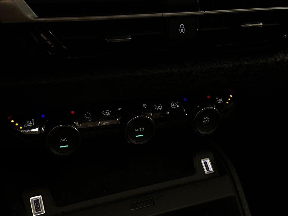 Citroën ë-C4 X 50 Palais Sky 4d