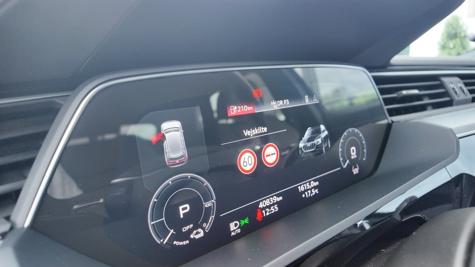 Audi e-tron 55 S-line quattro 5d