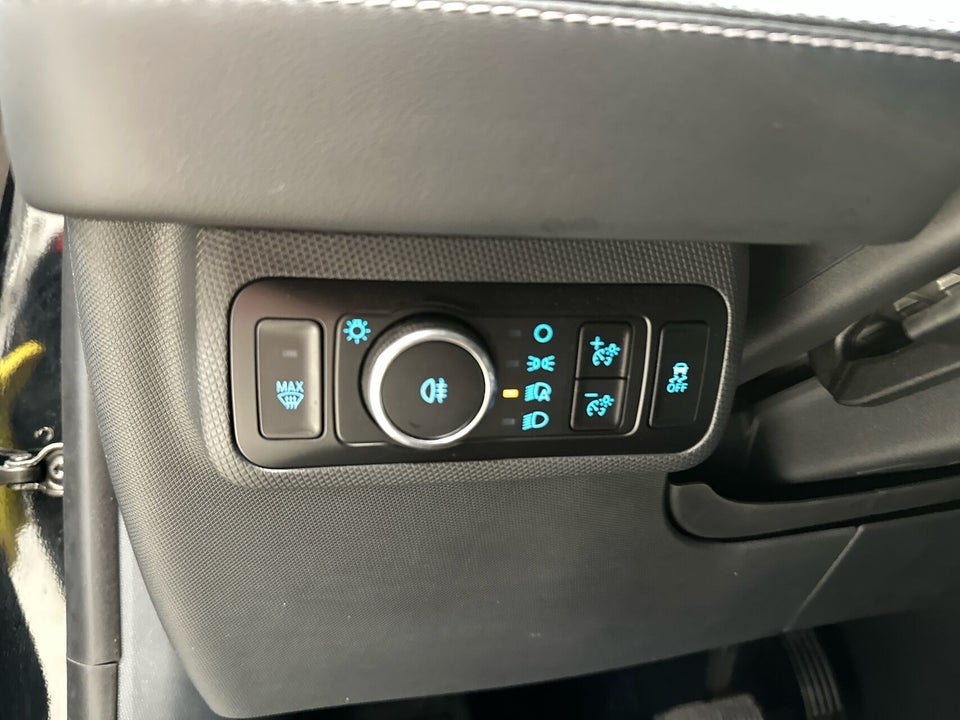 Ford Mustang Mach-E 70 Standard Range 5d