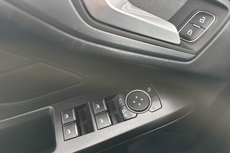 Ford Focus 1,0 EcoBoost Active stc. 5d