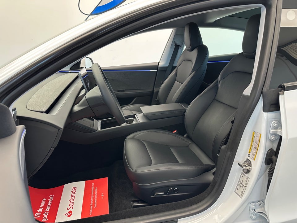 Tesla Model 3 Long Range AWD 4d