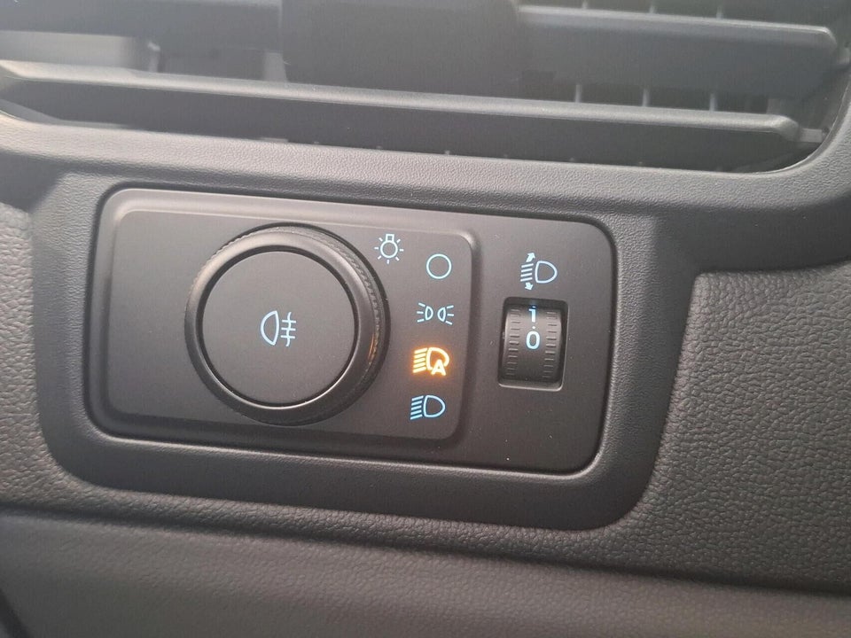 Ford Transit Custom 320 L2 2,0 EcoBlue Trend aut.