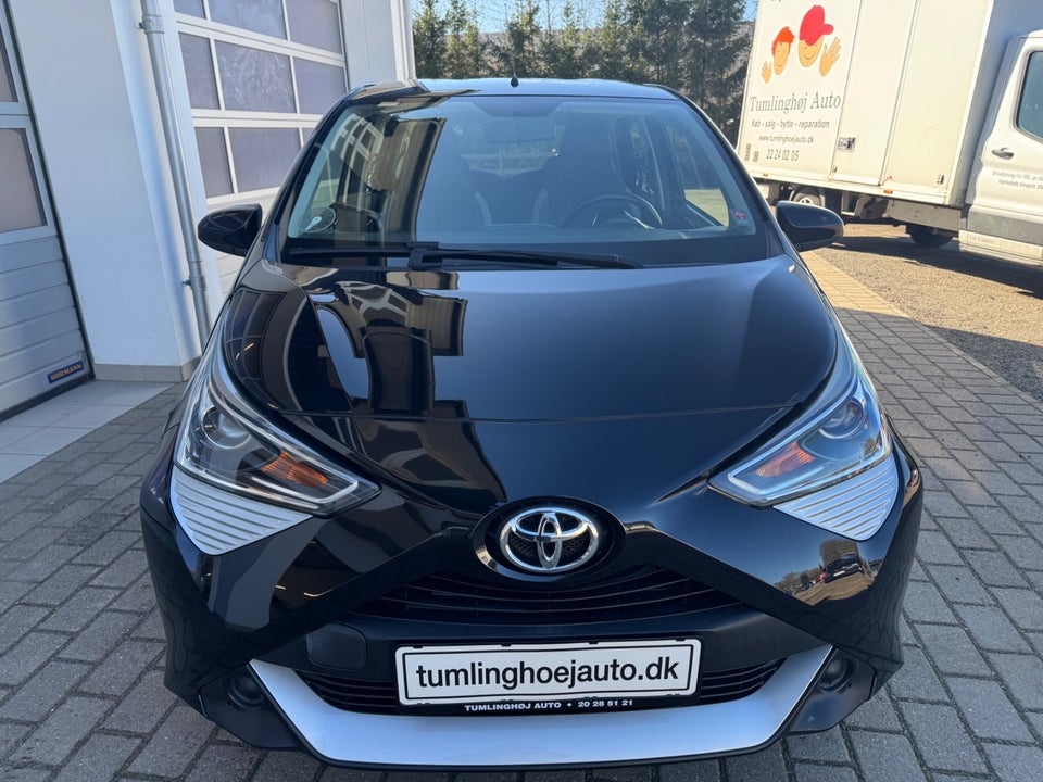 Toyota Aygo 1,0 VVT-i x-play 5d