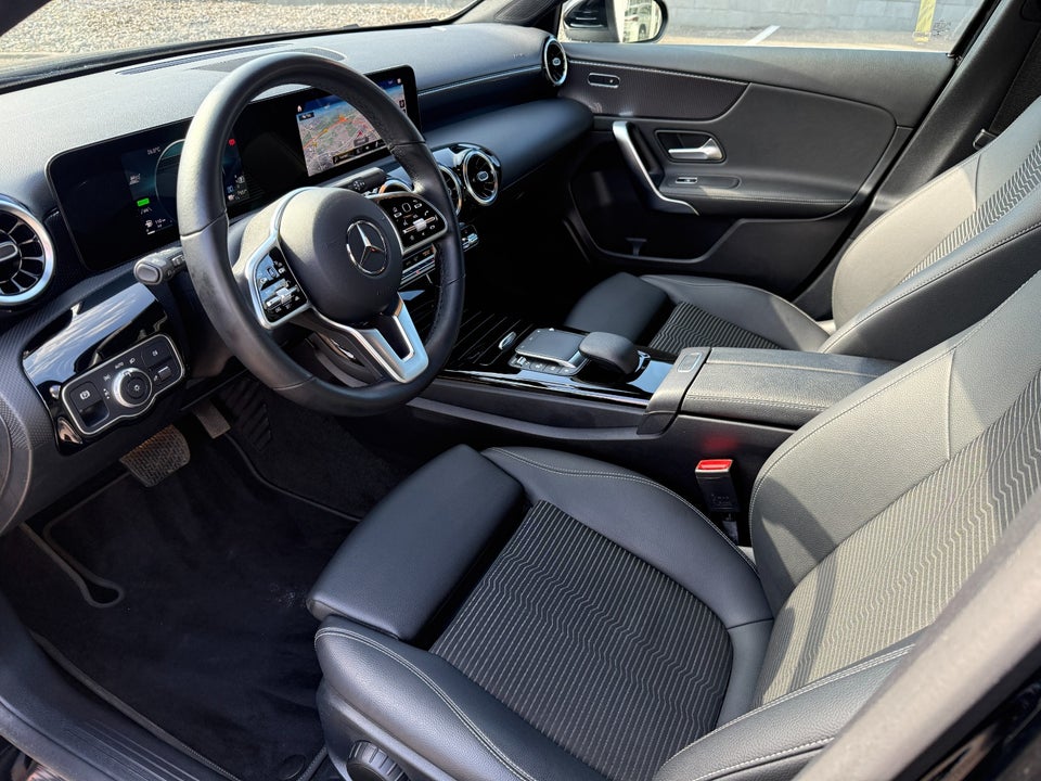 Mercedes A250 e 1,3 Advantage aut. 5d