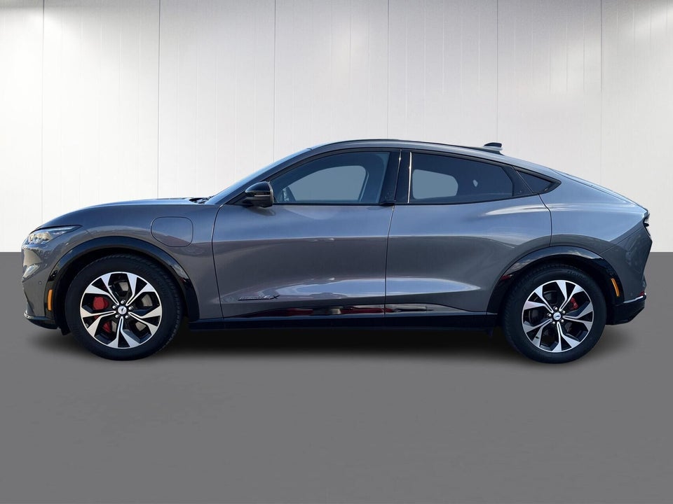 Ford Mustang Mach-E 98 Premium Extended Range AWD 5d