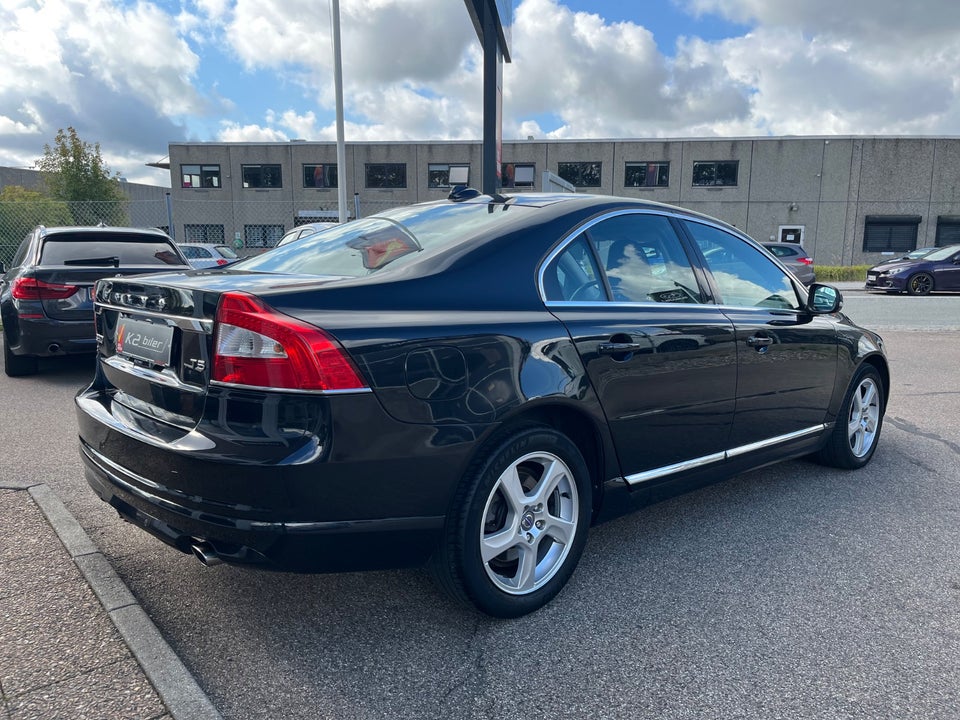 Volvo S80 2,0 T5 240 Momentum aut. 4d