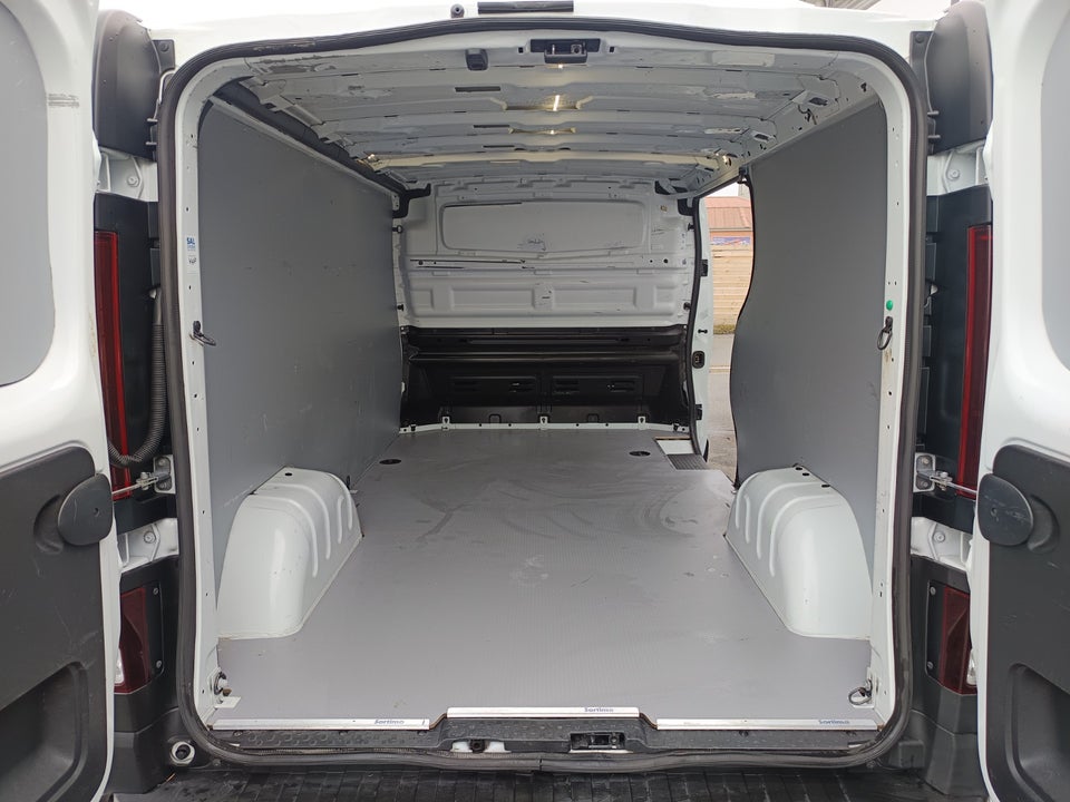 Renault Trafic T29 1,6 dCi 120 L2H1