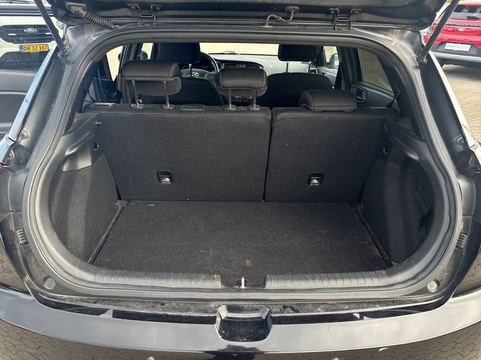 Hyundai i20 1,25 Premium 5d