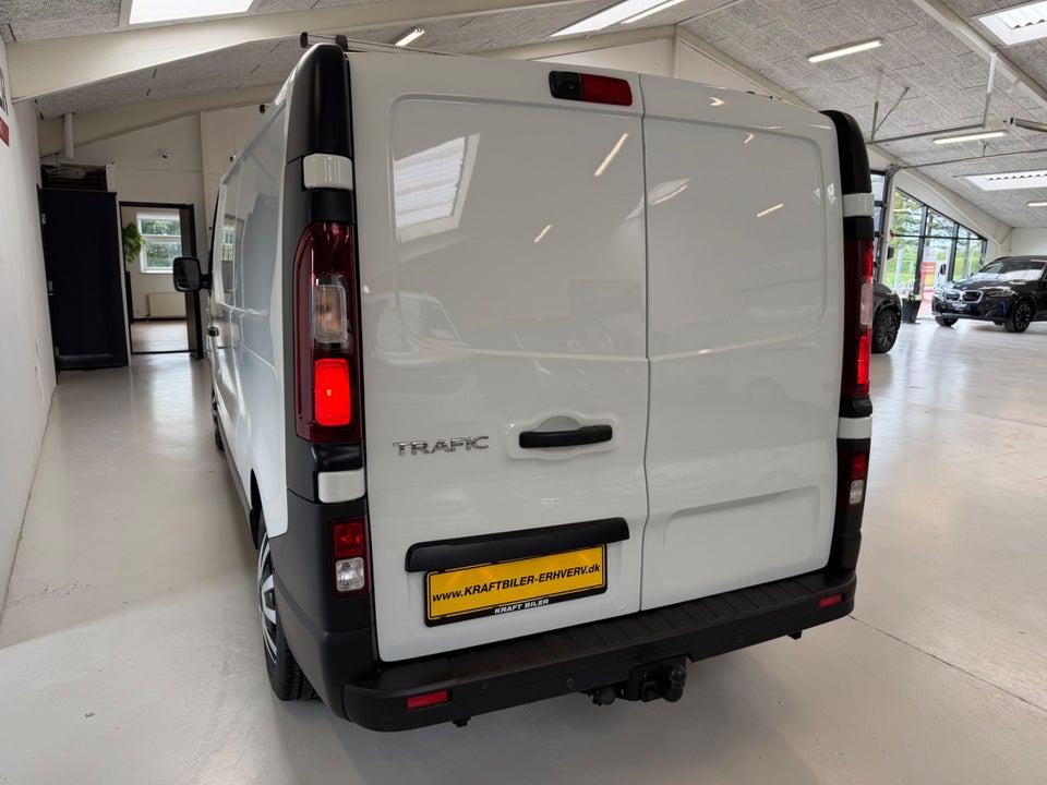 Renault Trafic T29 2,0 dCi 120 L2H1