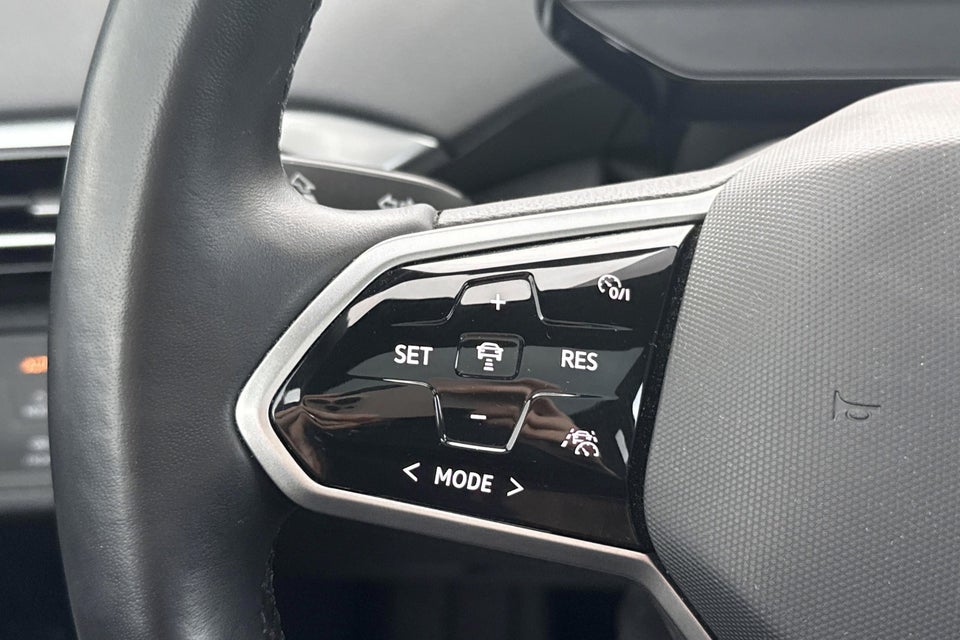 VW ID.4 77 Pro Performance 75 Years Edition 5d