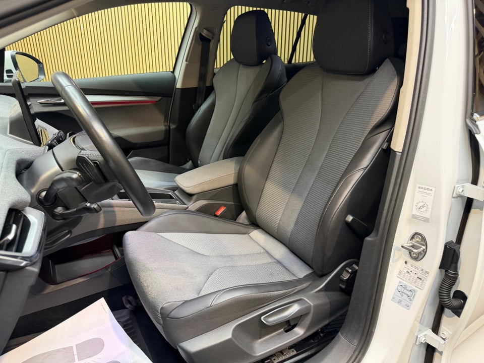 Skoda Enyaq 80 iV Plus Loft 5d