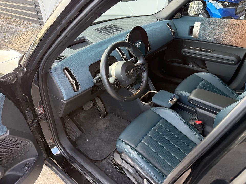 MINI Countryman SE Favoured Trim L ALL4 5d