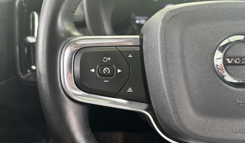 Volvo XC40 P6 ReCharge Plus 5d