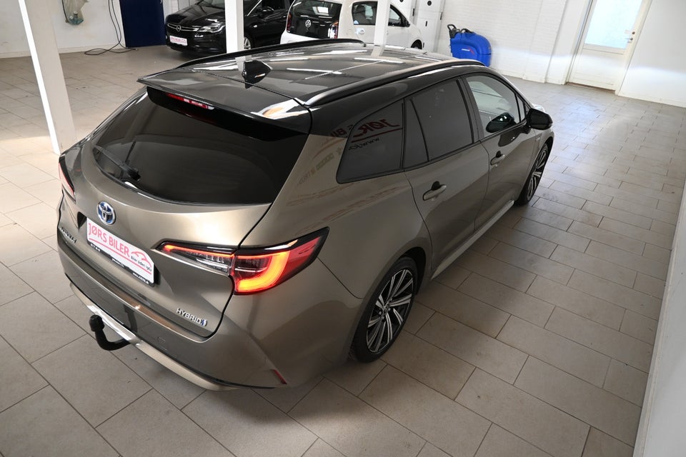Toyota Corolla 1,8 Hybrid Active Premium Touring Sports MDS 5d