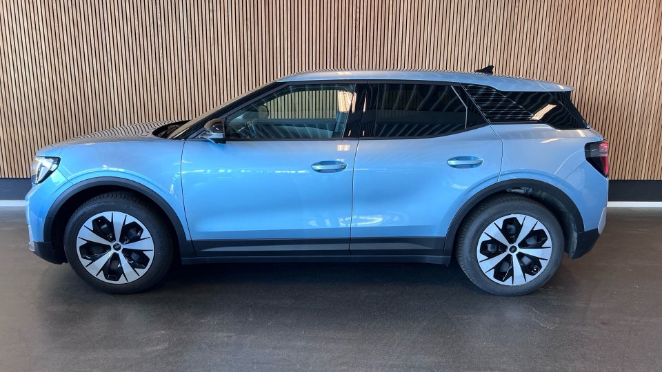 Ford Explorer 52 Select Standard Range 5d